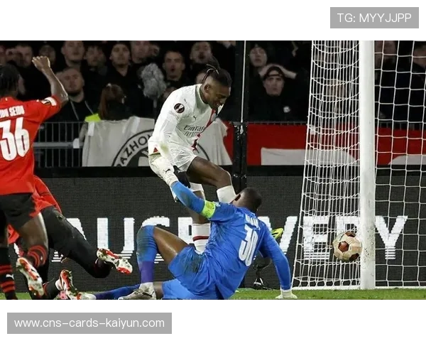 莱奥弧顶远射AC米兰庆祝胜利