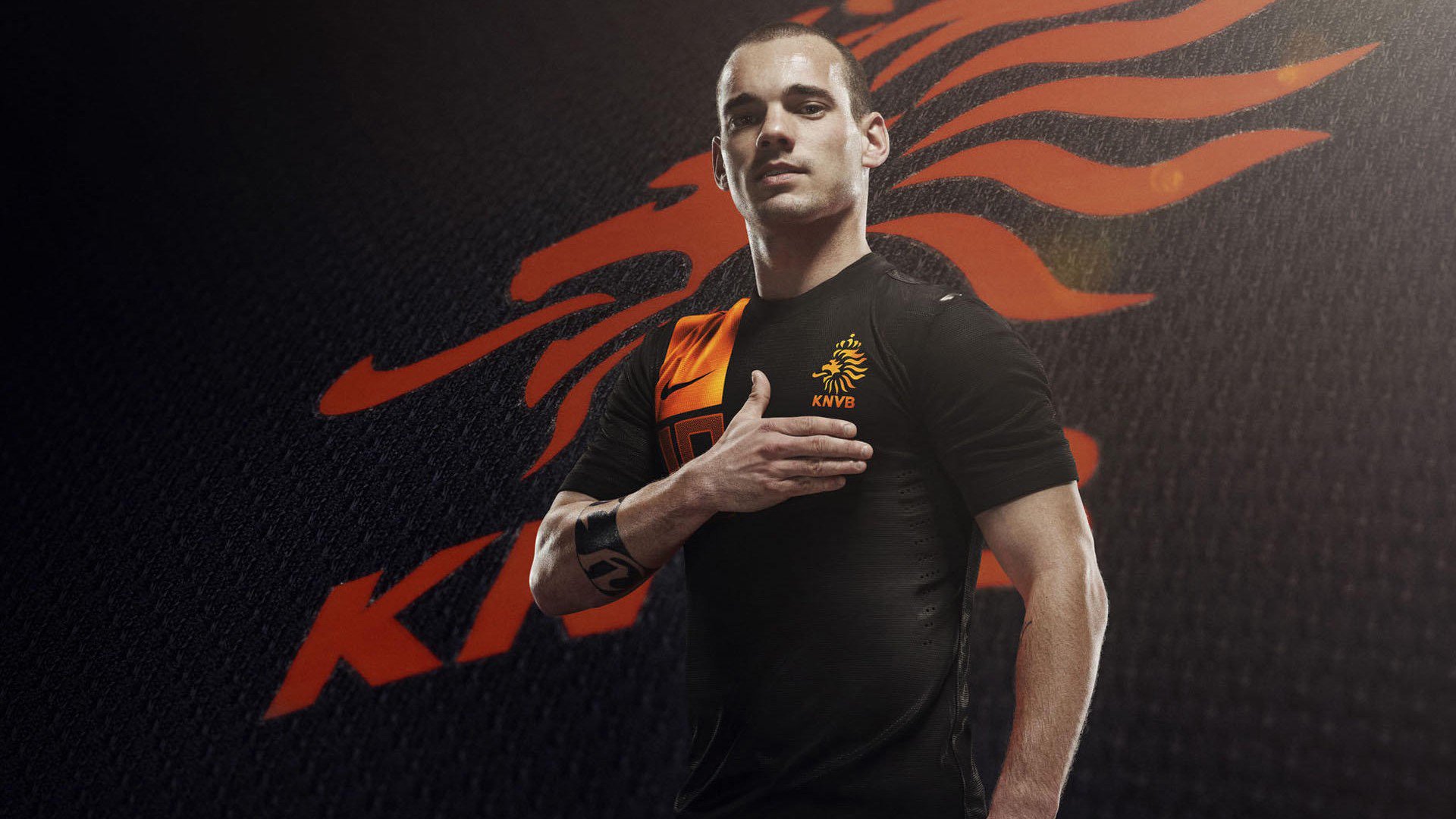 世界杯高温比赛应对方案成功实施 补水暂停避免大面积中暑